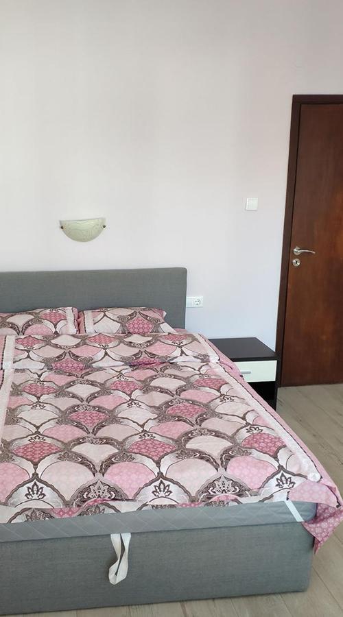 Liliya Apartment Pleven Eksteriør billede